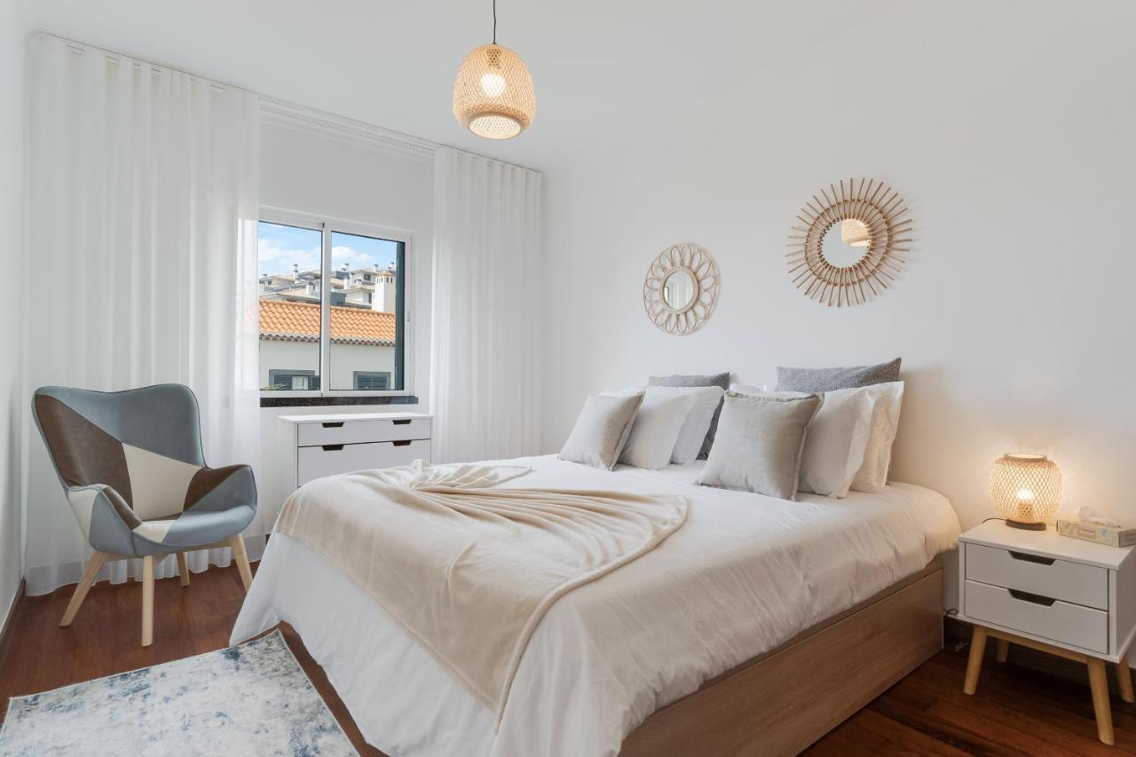 Cozy Penthouse By Holiday Rental Madeira Canico  Exterior photo